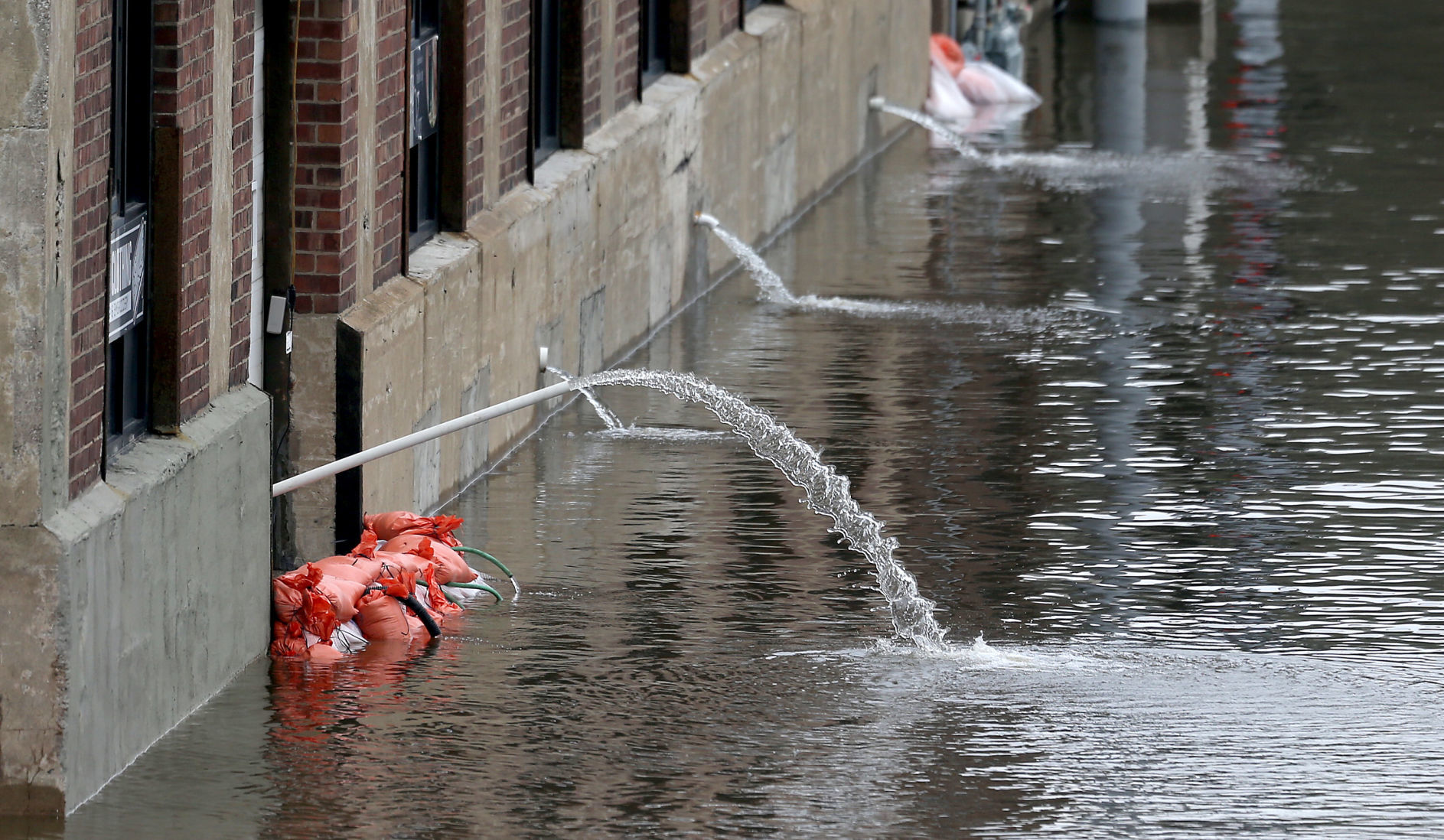 050119-qct-flood-js-020